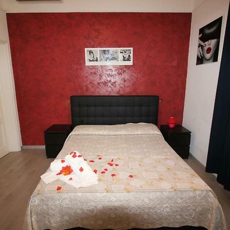 Guesthouse Paradisio โรม ภายนอก รูปภาพ