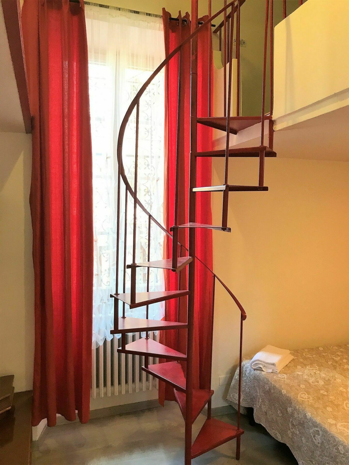 Guesthouse Paradisio โรม ภายนอก รูปภาพ