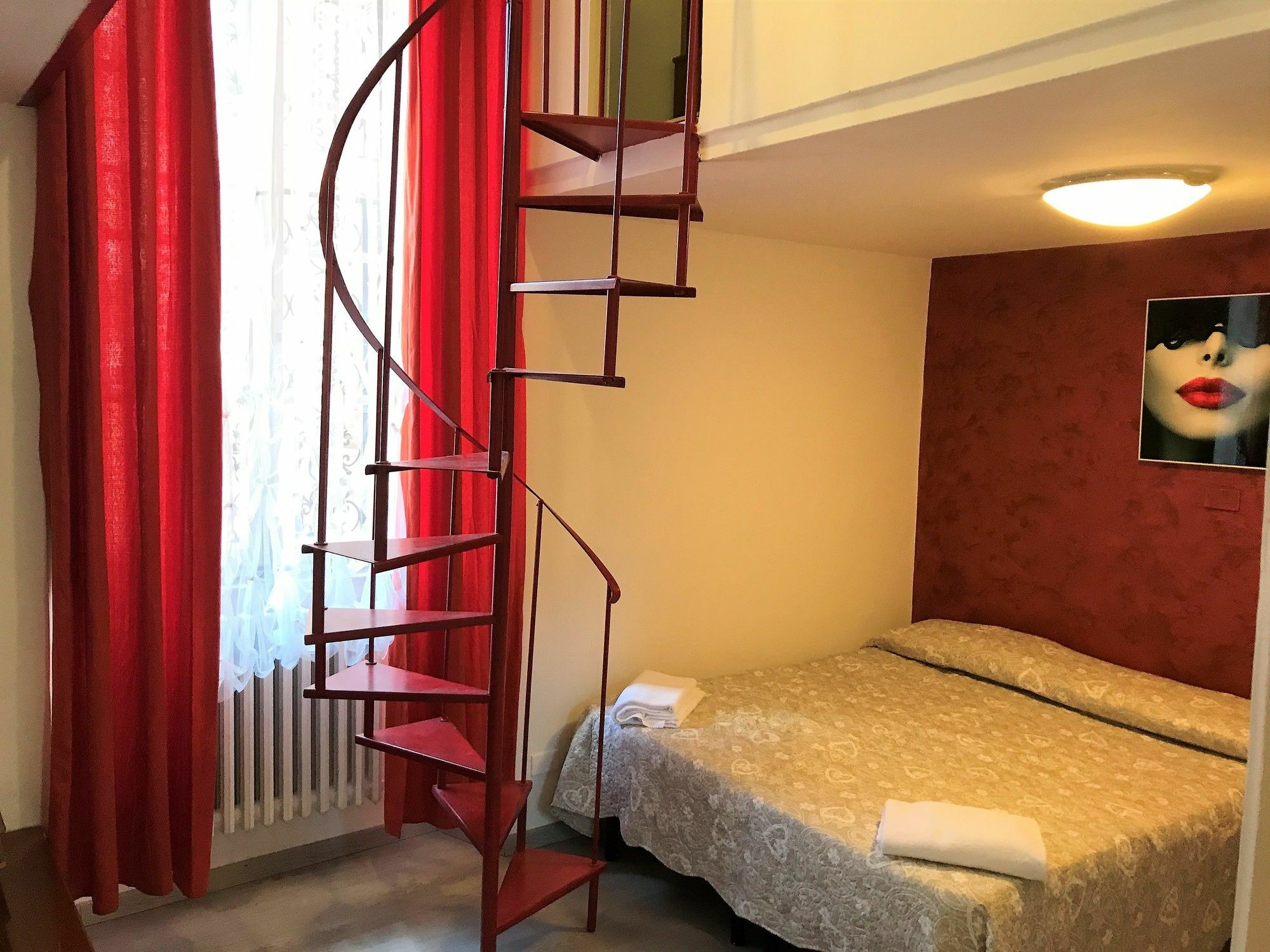 Guesthouse Paradisio โรม ภายนอก รูปภาพ