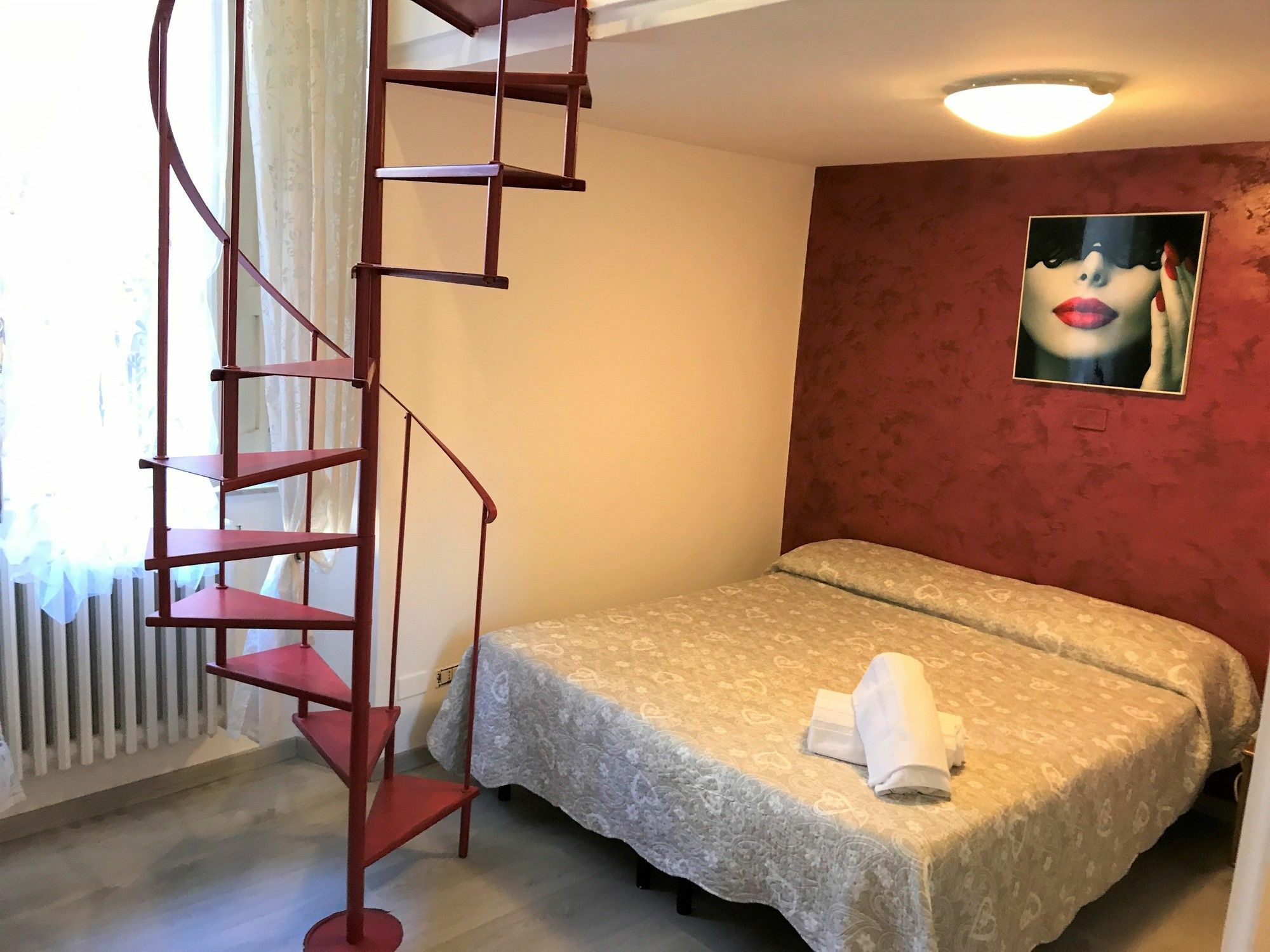 Guesthouse Paradisio โรม ภายนอก รูปภาพ