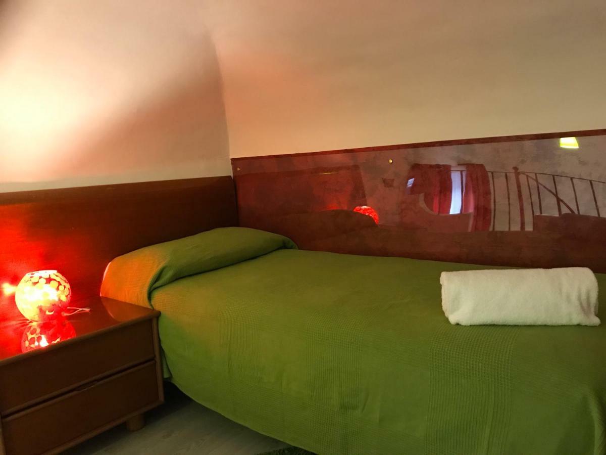 Guesthouse Paradisio โรม ภายนอก รูปภาพ