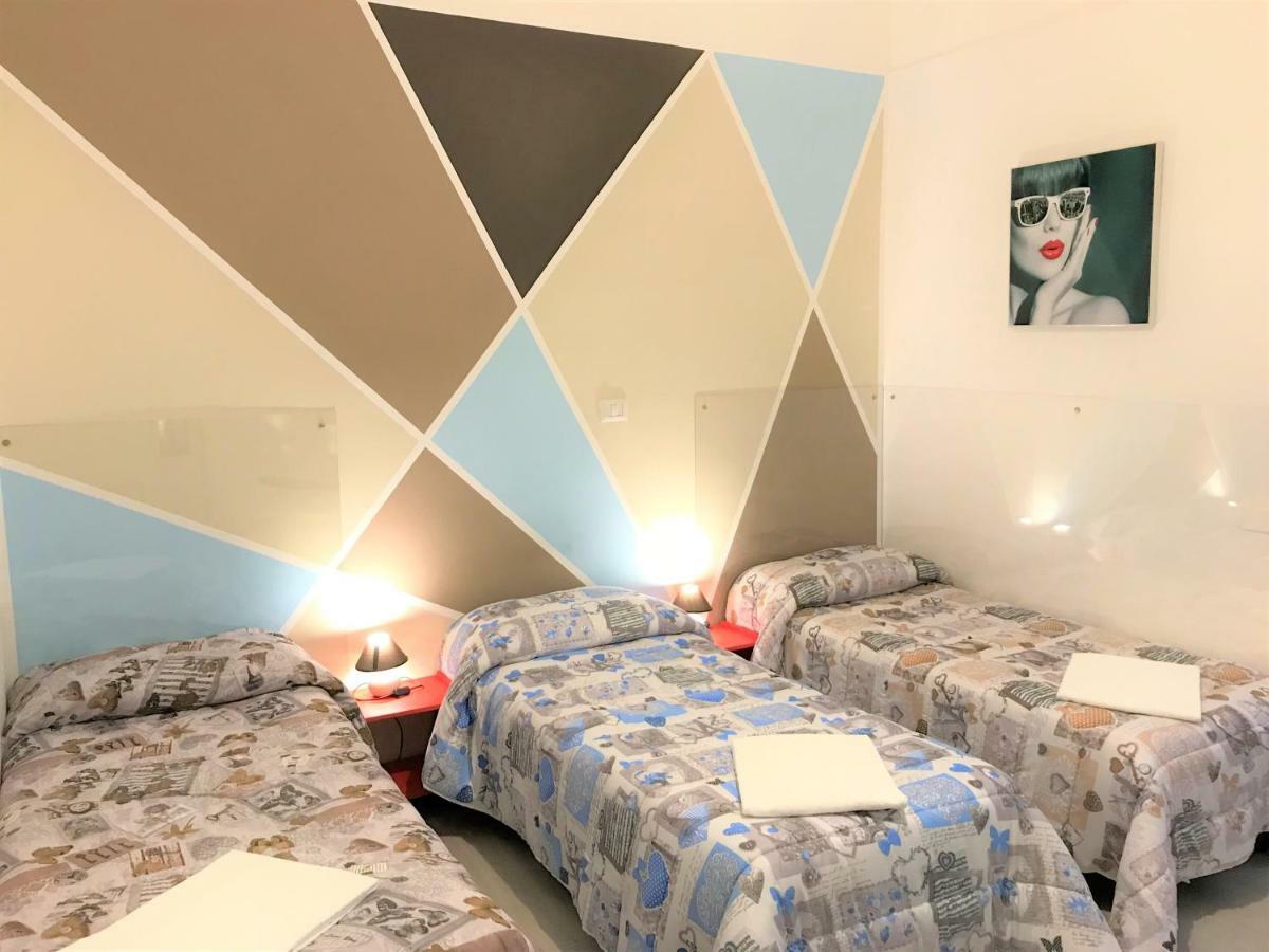 Guesthouse Paradisio โรม ภายนอก รูปภาพ