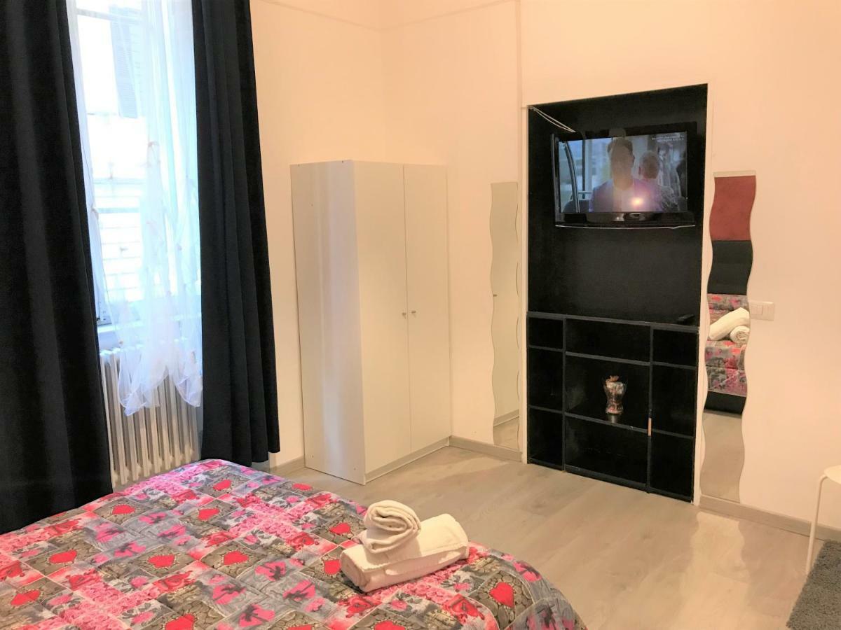 Guesthouse Paradisio โรม ภายนอก รูปภาพ