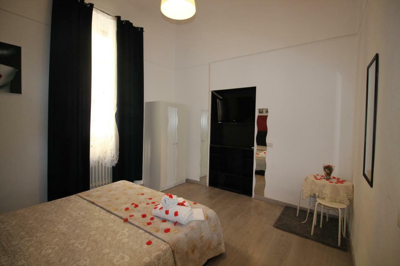 Guesthouse Paradisio โรม ภายนอก รูปภาพ